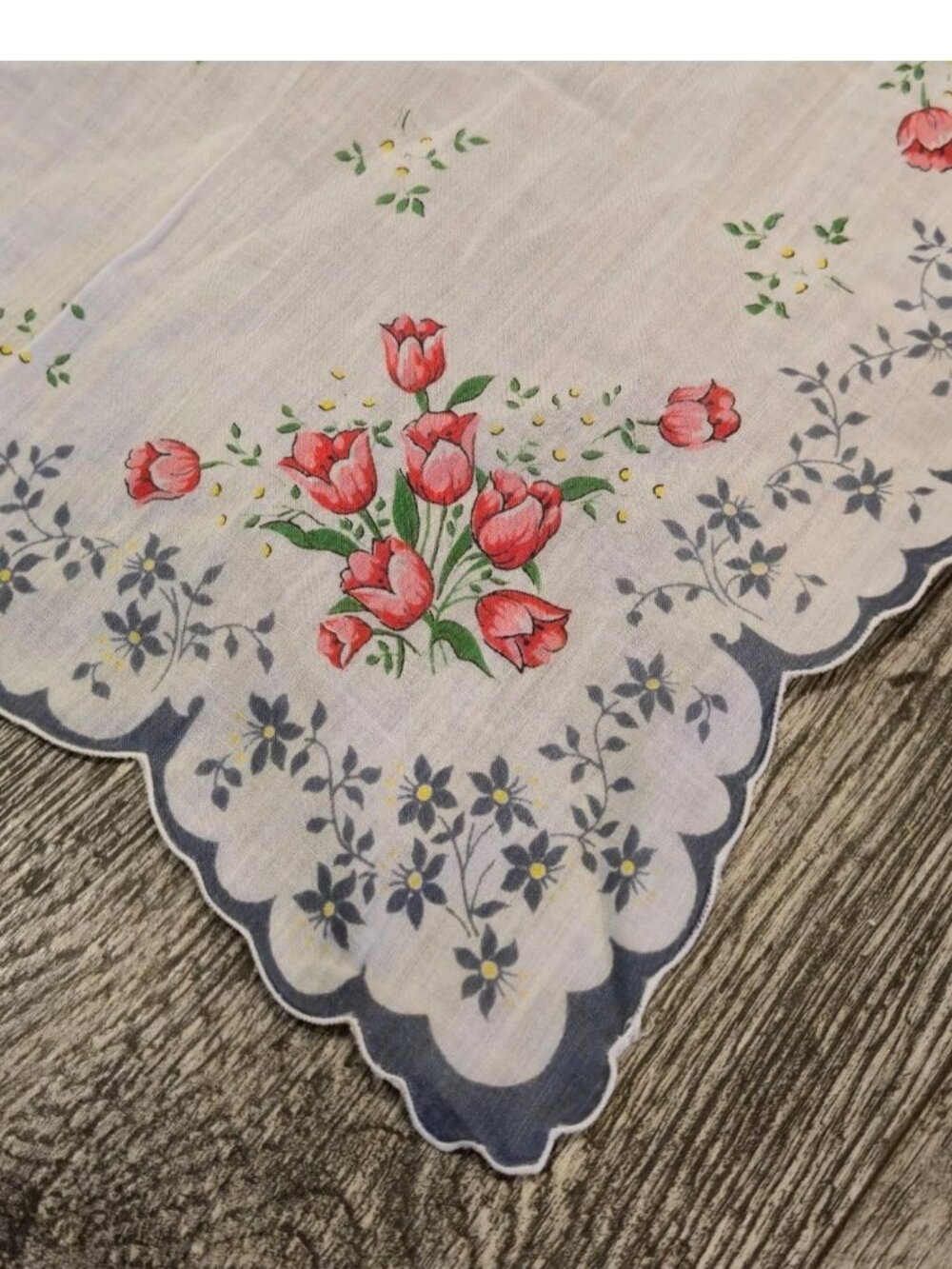 Vintage Handkerchief Red Tulip Floral Print & Scalloped Edges Blue Border